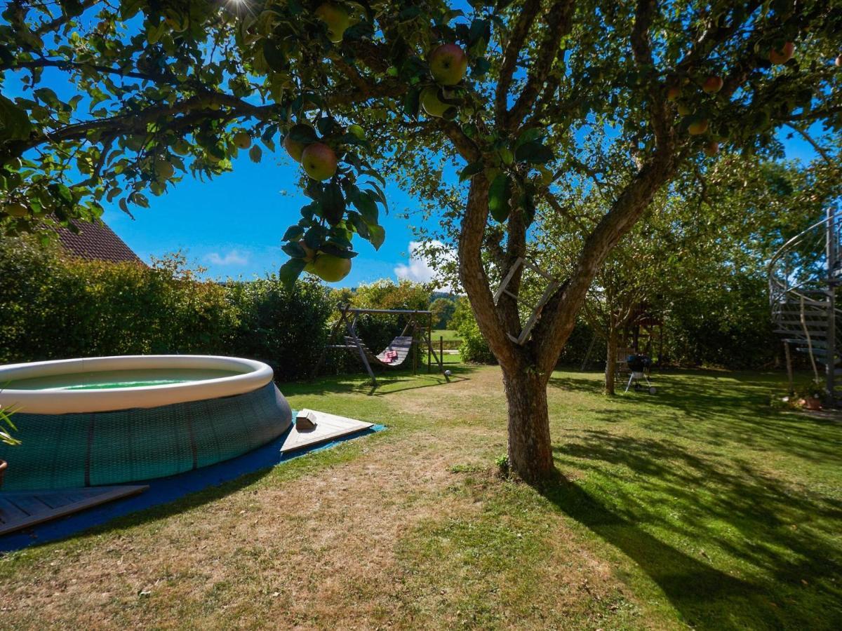Nice Flat With Sauna Covered Terrace Garden And Tree House For Children Zandt エクステリア 写真