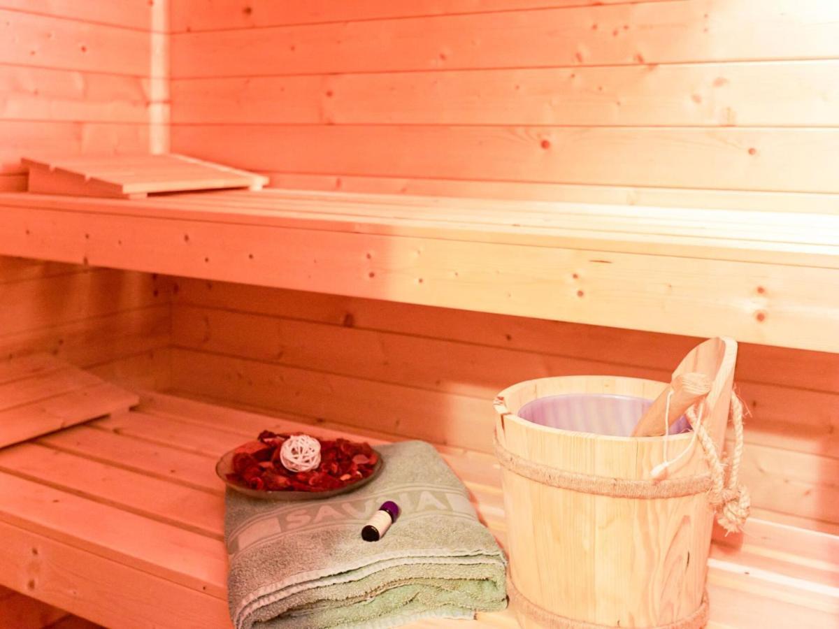 Nice Flat With Sauna Covered Terrace Garden And Tree House For Children Zandt エクステリア 写真